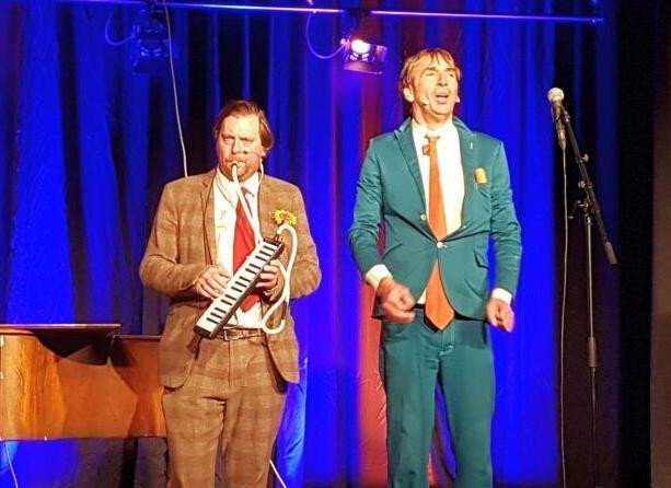 Schauspieler-Duo zeigt hohe Kunst der Komik