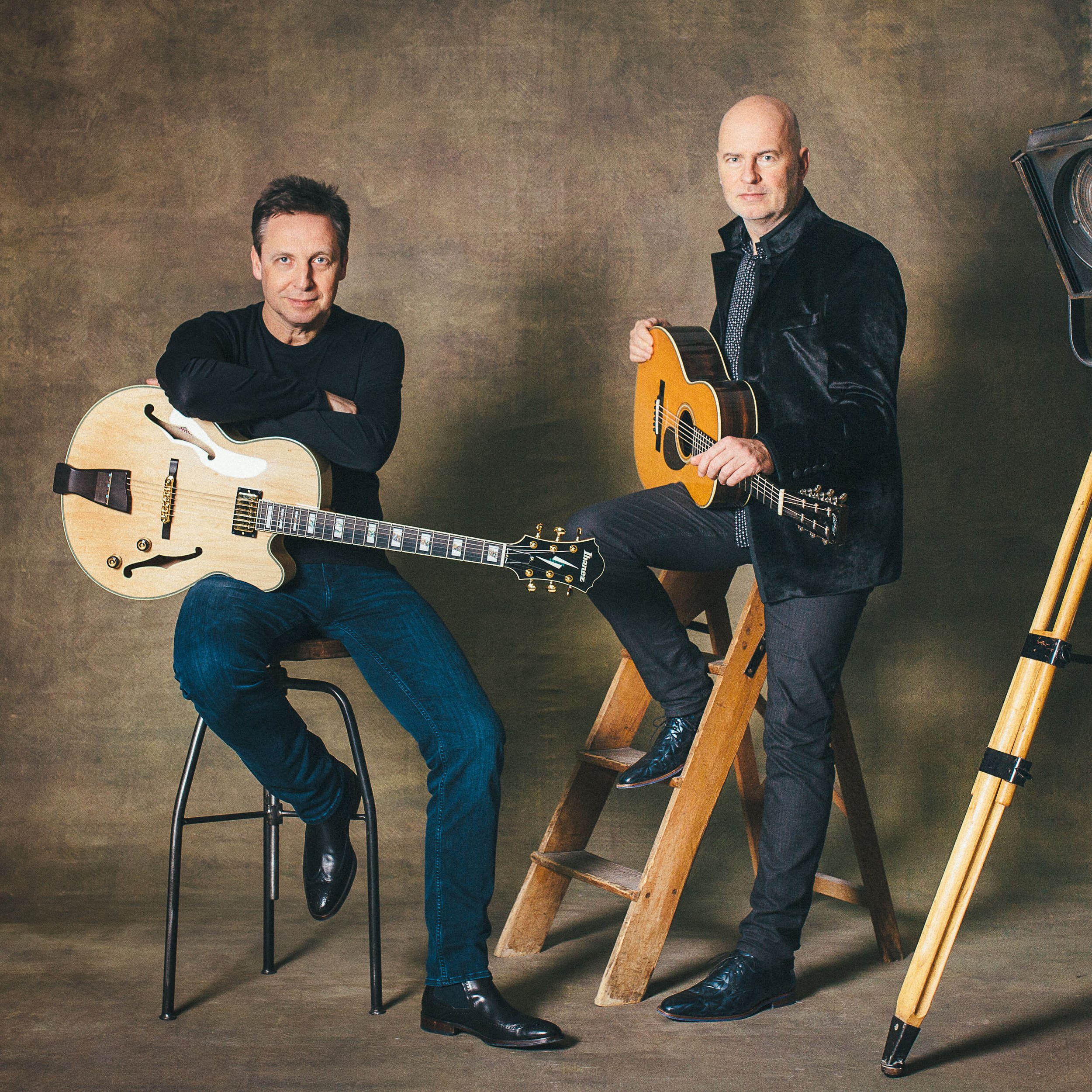 Stephan Bormann & Thomas Fellow: HANDS ON STRINGS